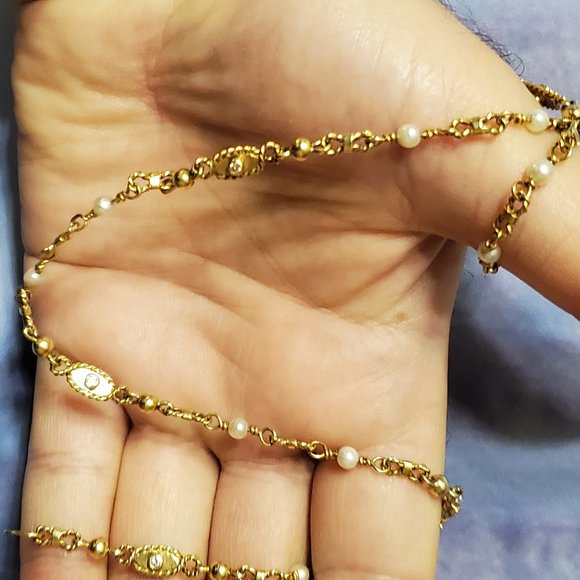 18K GOLD DIAMOND & PEARL NECKLACE. - Picture 2 of 11